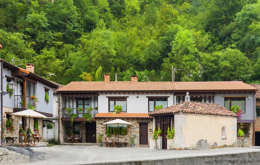 Casas La Xiuca Hostal Corras de la Puente Exterior foto